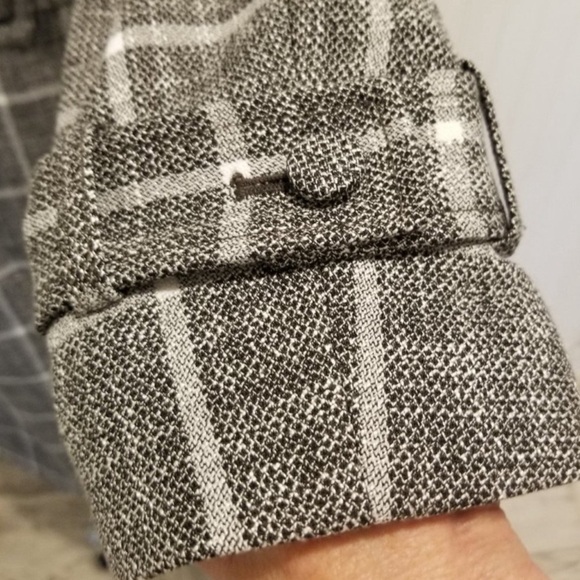 💋White House Black Market Plaid belted Trench Coat💋 - Picture 9 of 11